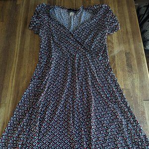 Women's Large Red, White, and Blue Block Print Flirty Dress Gathered Sleeves